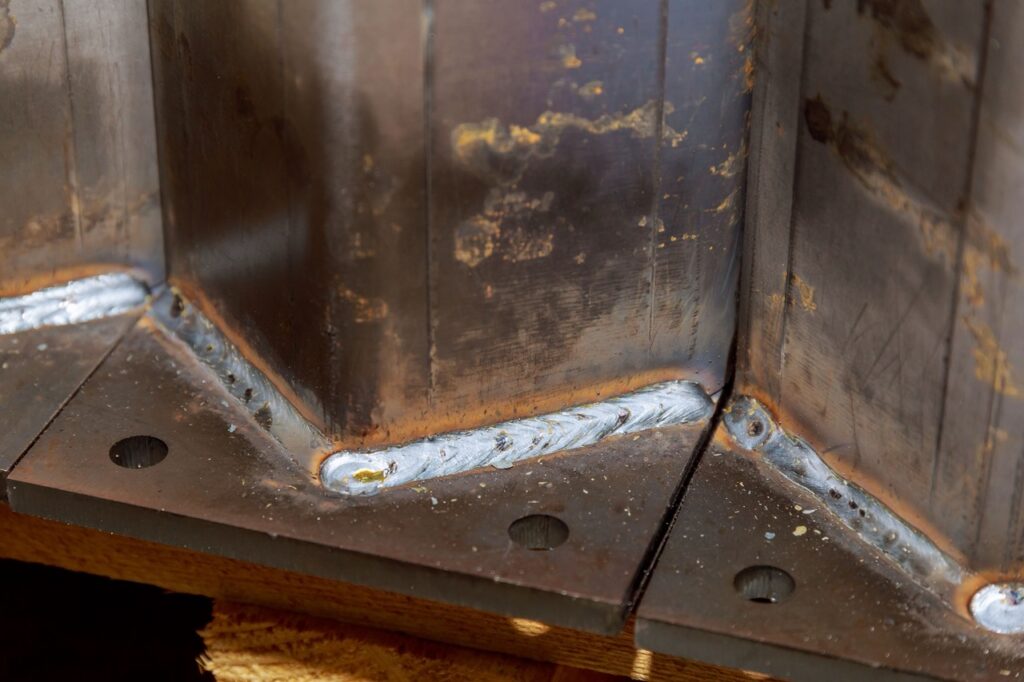 welded material seal closeups